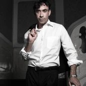 CHARLES AZNAVOUR - EIN MANN DER TAUSEND LIEDER