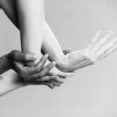 bottom up productions & Isabela Fernandes Santana: O Que Resta do Fogo