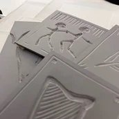 VISUAL Linolschnitt & Prägedruck auf Papier