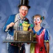 Veranstaltungen in Berlin: Clown Hops & Hopsi - im Spielzeugzimmer des Weihnachtsmannes