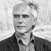 Porträtaufnahme des Jazz-Pianisten Johannes Kersthold