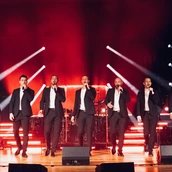 THE 12 TENORS