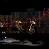 Veranstaltungen in Berlin: DIE BOTIN – Über Schuld und Schulden