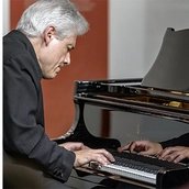Die Pianisten Vladimir Stoupel (links) und Paul Maillet