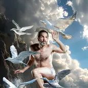 Doppelabend: BETWEEN THE RIVER AND THE SEA + MAKE LOVE, NOT WAR