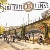 Das Eingangstor zum Brauereigelände Das Eingangstor zum Brauereigelände