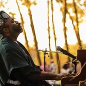 Veranstaltungen in Berlin: NDUDUZO MAKHATHINI