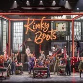 kinky-boots-the-musical-foto-03