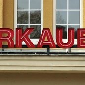 Theater an der Parkaue Schriftzug