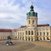Schloss Charlottenburg, Blick auf das Alte Schloss und den Ehrenhof