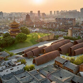 Imperial Kiln Museum, Luftaufnahme, Jingdezhen, Jiangxi, CN; Studio Zhu Pei