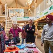 ALLE AN EINEN TISCH! Macht mit!