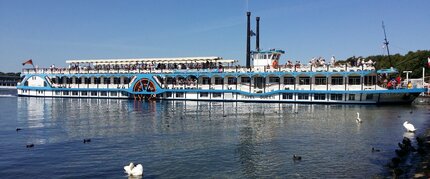 La nave Havel Queen sul lago di Tegel