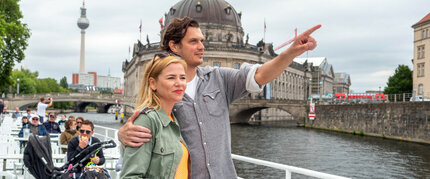 Un couple lors d'une excursion en bateau avec Reederei Winkler à Berlin