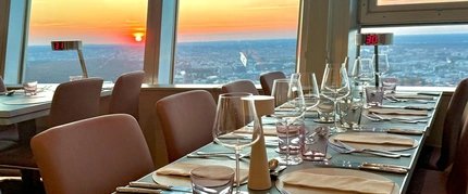 Restaurant Sphere von Tim Raue im Berliner Fernsehturm