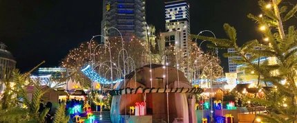Weihnachtsmarkt an der Gedächtniskirche in Berlin Charlottenburg