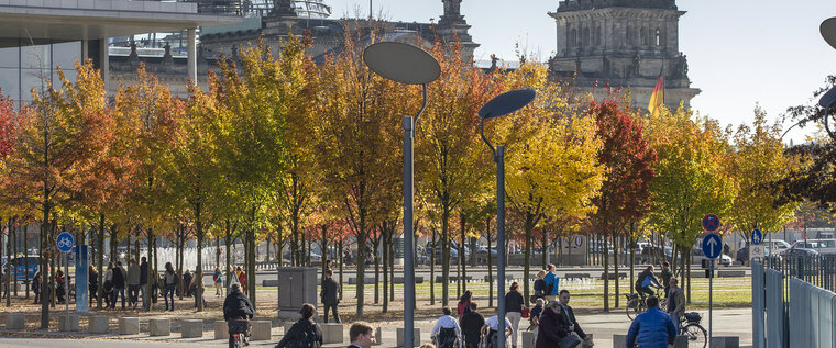 Regierungsviertel in Berlin im Herbst
