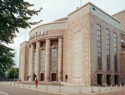 Volksbühne am Rosa-Luxemburg-Platz