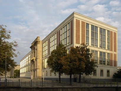 e_0e831d50a12ed47500e65c4f1198d98c_img-hopop