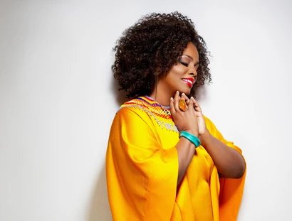DIANNE REEVES & ROMERO LUBAMBO