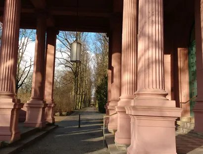 e_2bf857473a087fb4e0e4fef851474a66_img-hopop