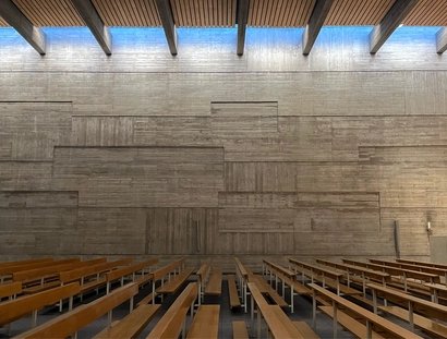 Kirche Regine Martyrum Berlin: Brutalistische Kirche