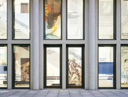 Ausschnitt der Ausstellung "Einblicke. Die Brüder Humboldt"