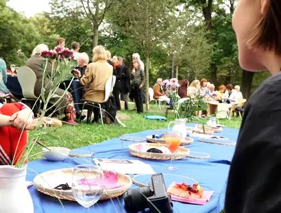 e_6688079b66690f296a3dfee193e0570a_img-hopop