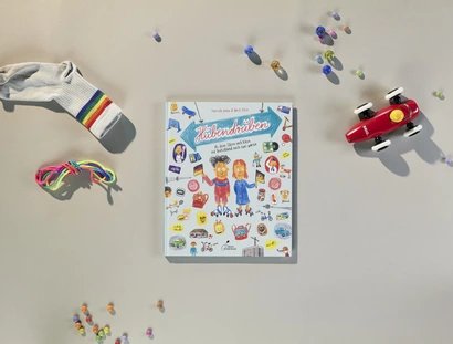 Buchcover zum Kinderbuch "Hübendrüben. Als deine Eltern noch klein und Deutschland noch zwei waren" von Franziska Gehm und Horst Klein