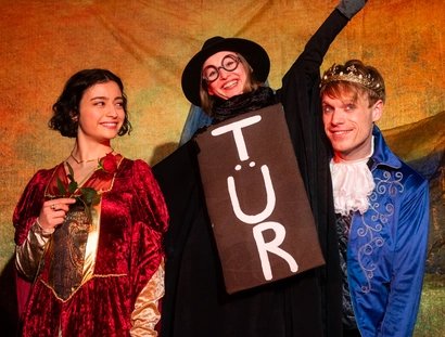 Die Schöne & das Biest