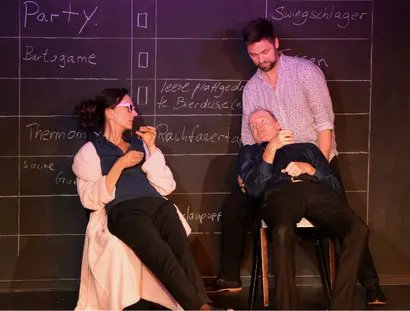 Plattenbau Alexanderplatz - Die Gorillas & Inbal Lori