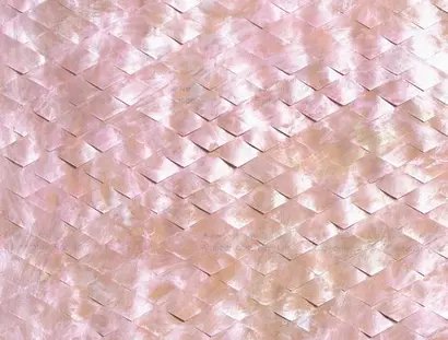 Pamela Rosenkranz, Healer Scrolls (Clarity), 2023, in Kirigami-Technik geschnittenes Papier, Spannung, Aquarell, 59,4 × 42 cm (Detail)