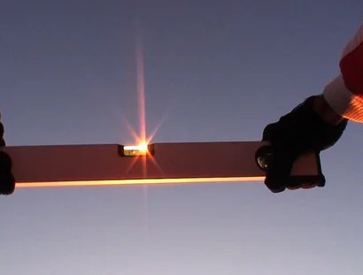 João Onofre, "Untitled (leveling a spirit level in free fall feat. Dorit Chrysler's BBGV dub)", 2009