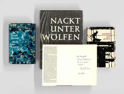 Ausgewählte Bücher aus Nachlassbibliotheken Filmschaffender und Widmung von Jurek Becker an Manfred Krug