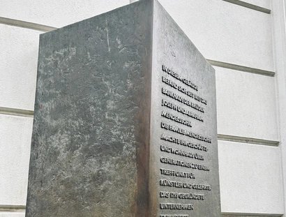 Gedenktafel am ehemaligen Bankhaus Mendelssohn.