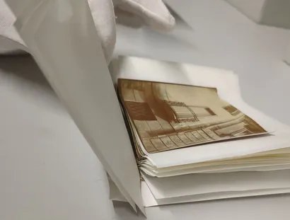 Recherche in der Fotosammlung