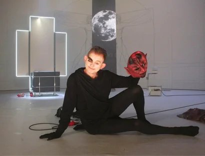 HERR TEUFEL FAUST: Solo-Drama mit Dominique Horwitz