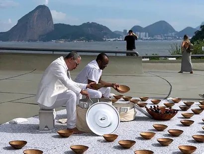 Senhor dos Caminhos (2018), at Museu de Arte Contemporânea (MAC), Niterói