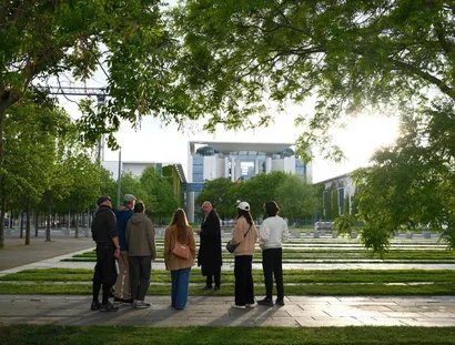 Führung Rundgang Regierungsviertel Reichstag