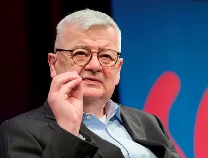 Joschka Fischer <br>„Wer sind wir?“