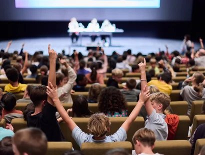 Junges Programm, Atmo