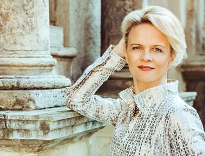 Iveta Apkalna 