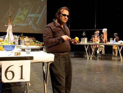 Projekt „dolmusch Xpress“, raumlaborberlin und Peanutz Architekten, HAU 1 (Bühne), 2006