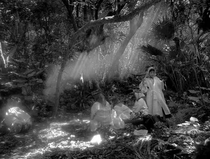 Toyomitsu Higa,Yūkui of Nanamui ritual (1997).