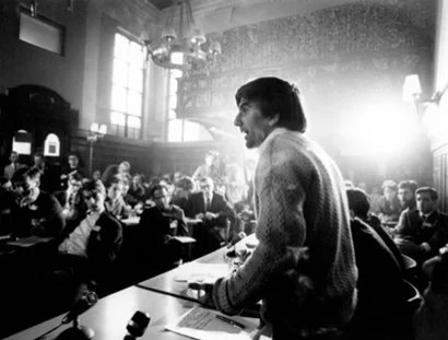 Rudi Dutschke während seiner Rede in der Karls-Universität,  Prag 1968 