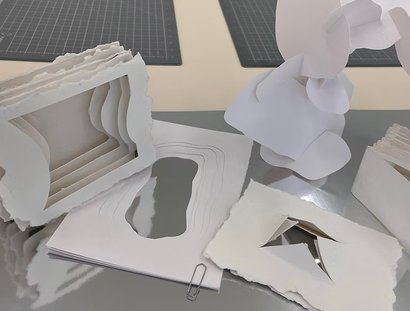 Papierraum: Dreidimensionale Papierobjekte