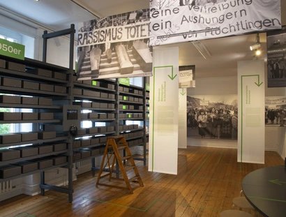 Ver/sammeln antirassistischer Kämpfe im FHXB-Museum