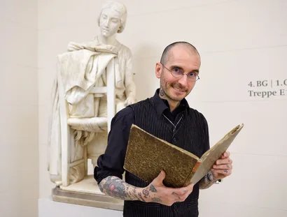 Dr. Mark Benecke: Exklusive Vorschau auf das neue Thierbuch