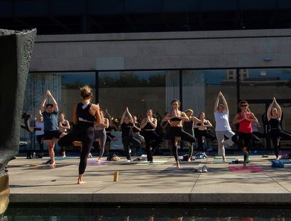 Veranstaltungen in Berlin: Yoga im Garten