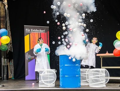 Szene aus Atmosph`Air - Die Spectrum Science Show
